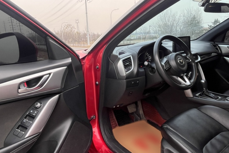 马自达CX-4 2018款 2.0L 自动两驱蓝天活力版 国V中控内饰7003