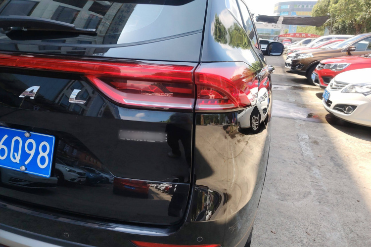 哈弗H6 2021款 国潮版 1.5T 自动都市版车身外观6006