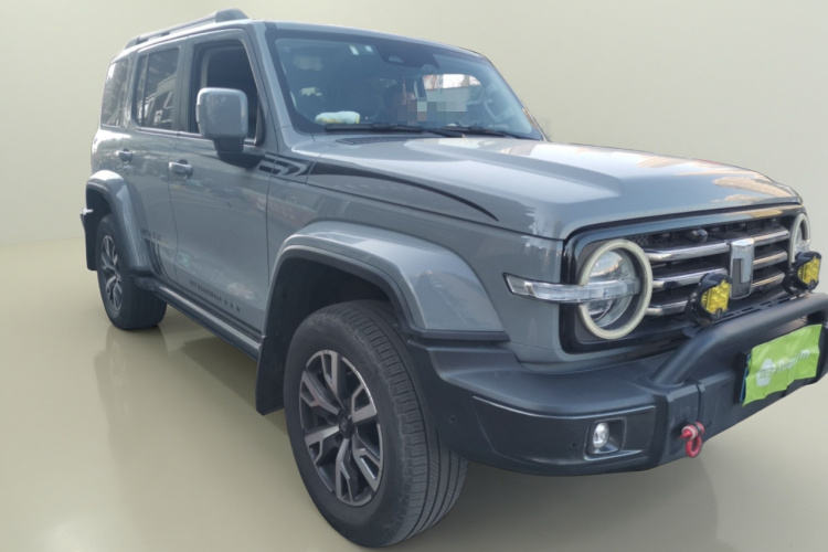 坦克300 2023款 城市版 2.0T 很有型车身外观3