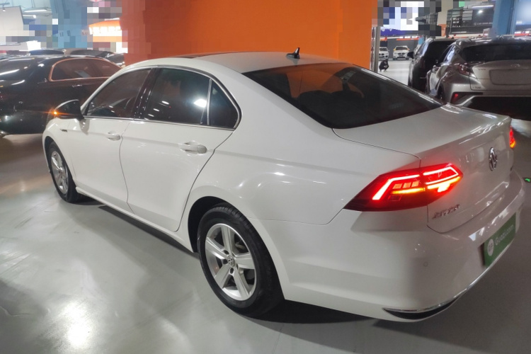 大众 凌渡 2021款 230TSI DSG风尚版车身外观4