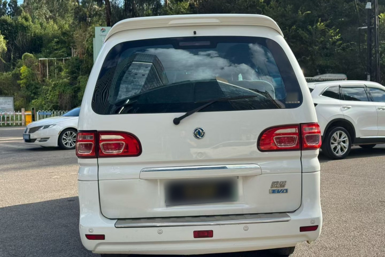 东风风行 菱智M5EV 2020款 长航版 豪华型 7座车身外观6005