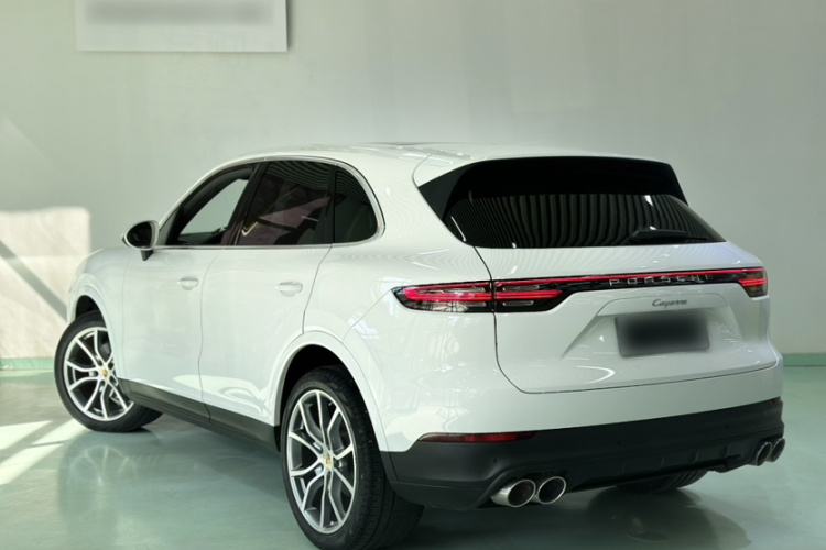 保时捷 2018款 Cayenne 3.0T车身外观6002