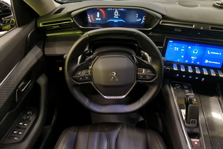 标致508 2022款 508L 360THP PureTech 驾趣版中控内饰13