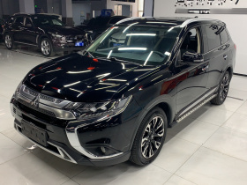 三菱 欧蓝德 2019款 2.4L 四驱致享版 5座 国V