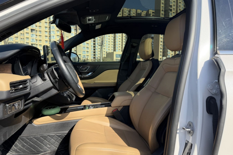 林肯 冒险家 2020款 2.0T 两驱尊雅版中控内饰7001
