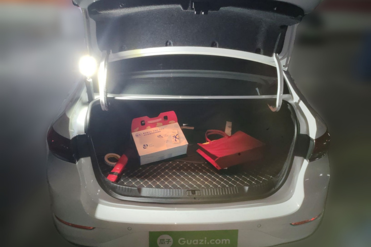 别克 英朗 2021款 改款 典范 1.5L 自动精英型中控内饰23