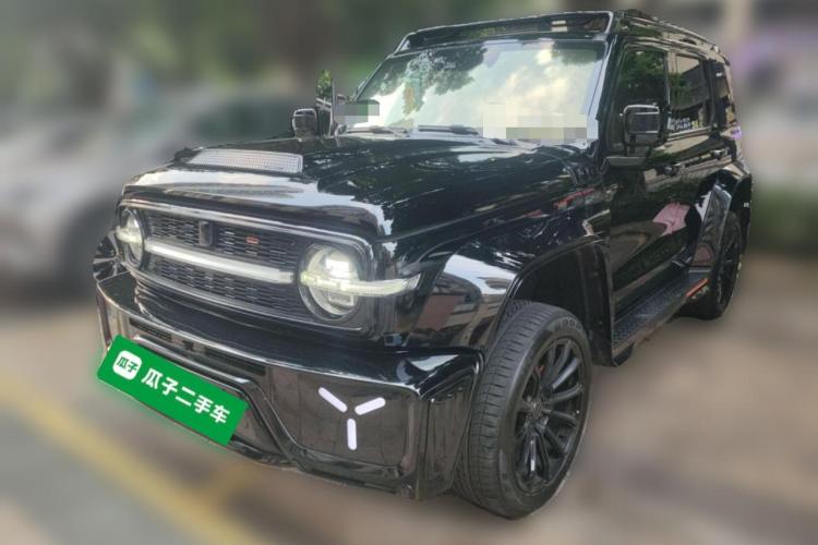 超境汽车 共创坦克300 2023款 2.0T 赛博骑士车身外观1