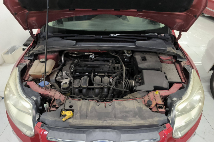 福特 福克斯 2012款 三厢 1.6L 自动风尚型机舱底盘24