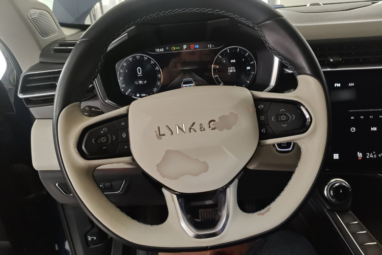 领克01 2021款 2.0TD 两驱耀Pro中控内饰13