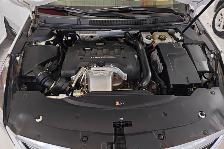 凯迪拉克XTS 2018款 28T 技术型机舱底盘24