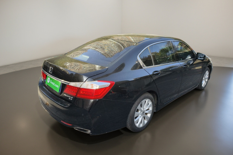 本田 雅阁 2014款 2.4L EXN 豪华导航版车身外观7