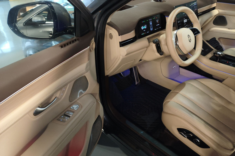 鸿蒙智行 问界M7 2024款 1.5T 智驾四驱Ultra版 5座中控内饰20