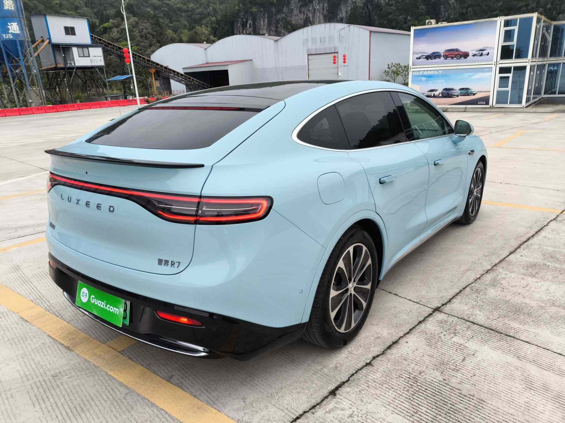 鸿蒙智行 智界R7 2025款 增程 251km Max(4)