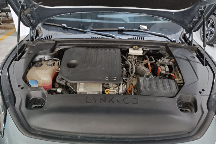 领克07 2024款 EM-P 126长续航 Ultra机舱底盘24