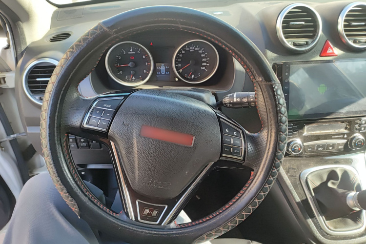 哈弗H6 2015款 升级版 1.5T 手动两驱精英型中控内饰13