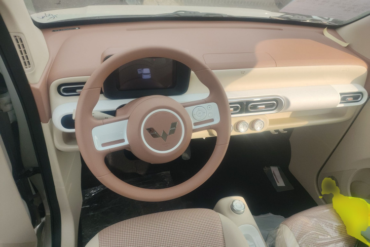 五菱汽车 宏光MINIEV 2024款 第三代 215km 青春版中控内饰12