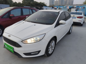 福特 福克斯 2018款 两厢经典 1.6L 自动风尚型智行版