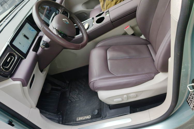 零跑汽车 零跑C11 2023款 增程 285智享版局部细节19