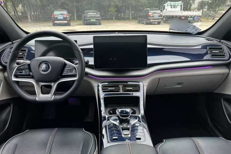 比亚迪 秦PLUS 2021款 DM-i 120KM 旗舰型中控内饰7004