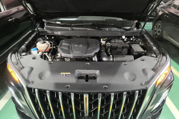 红旗HS5 2023款 2.0T 四驱旗享Pro版局部细节24