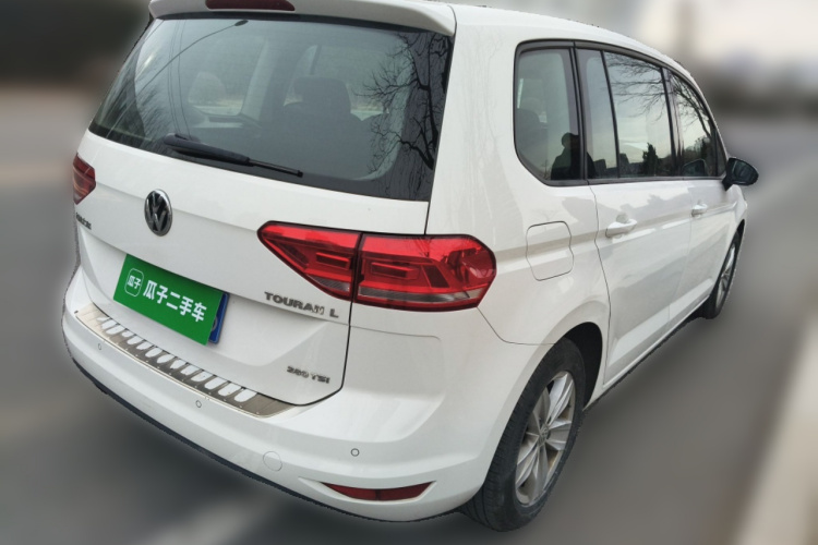 大众 2016款 途安L 280TSI 手动风尚版车身外观7