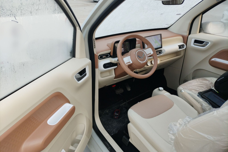 五菱汽车 宏光MINIEV 2024款 第三代 215km 青春版中控内饰20