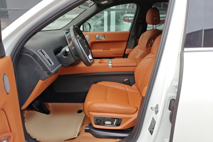 理想汽车 理想L7 2023款 Pro中控内饰20