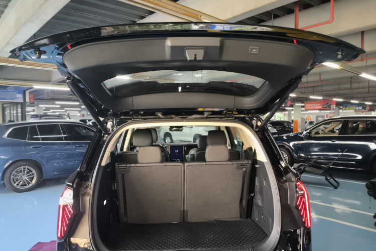 红旗HS7 PHEV 2024款 2.0T PHEV 四驱旗畅版 6座局部细节23