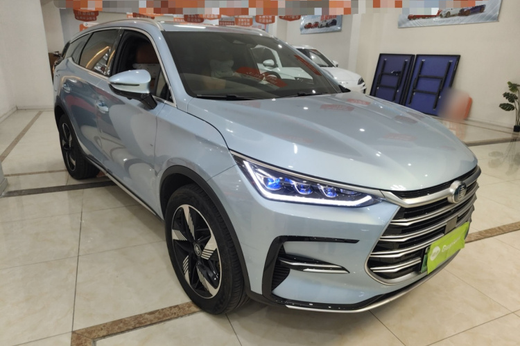 比亚迪 唐新能源 2023款 DM-i 冠军版 112KM 尊荣型车身外观3