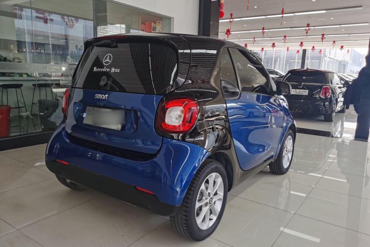 smart fortwo 2018款 1.0L 52千瓦硬顶灵动版 国V车身外观6005