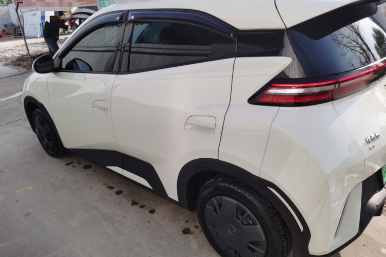 比亚迪 海鸥 2025款 305km 活力版车身外观4