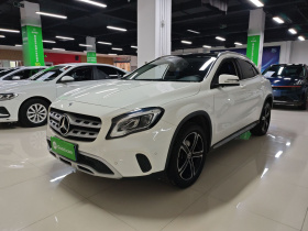 奔驰GLA 2018款 GLA 200 时尚型