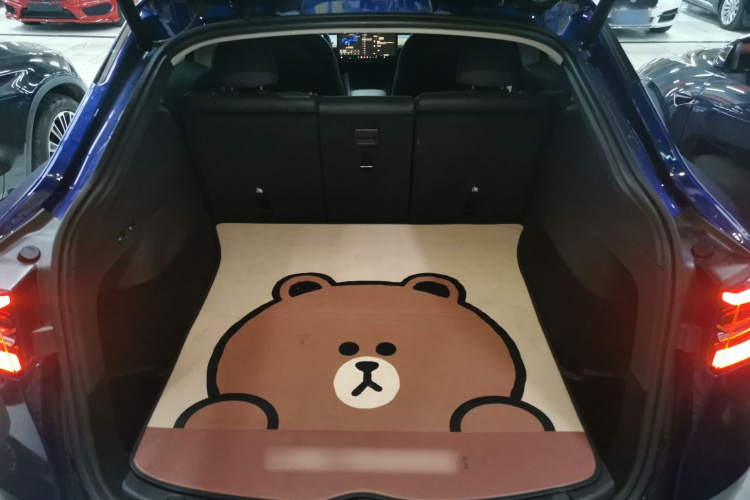 特斯拉 Model Y 2022款 后轮驱动版局部细节23