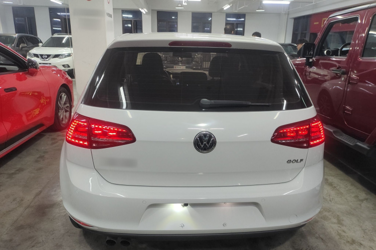 大众 高尔夫 2015款 1.4TSI 自动豪华型车身外观6