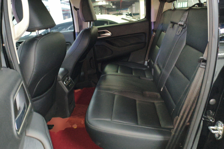 长城 炮 2024款 2.4T乘用版自动柴油两驱舒适型中控内饰21