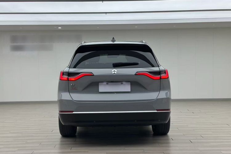 蔚来ES8 2020款 415KM 六座版车身外观6