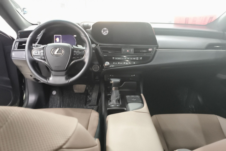 雷克萨斯ES 2021款 200 卓越版中控内饰12