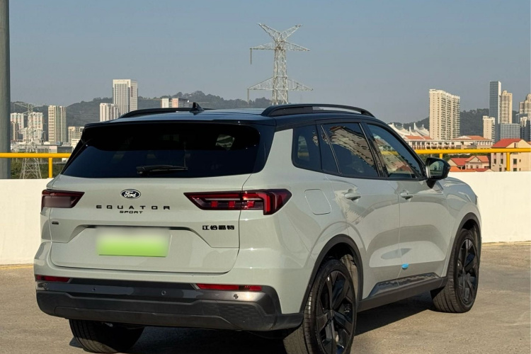 福特 领睿新能源 2025款 尊领型PLUS车身外观6005