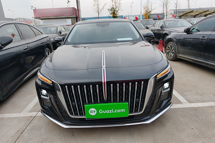 红旗H5 2023款 1.5T DCT智联旗韵版车身外观2