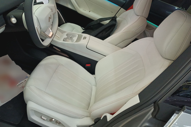 乐道L60 2024款 60kWh 后驱版中控内饰19