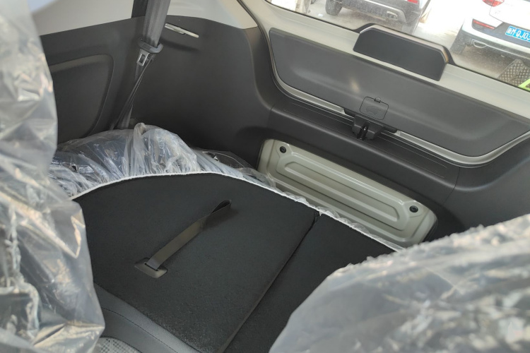 五菱汽车 宏光MINIEV 2024款 第三代 215km 青春版中控内饰21