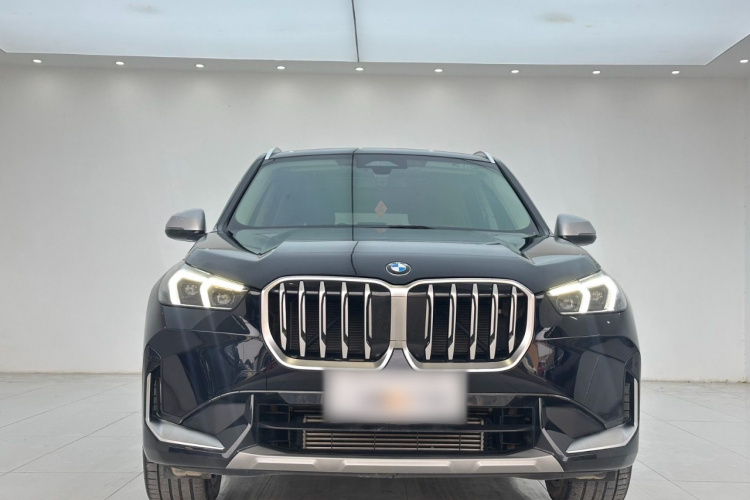 宝马X1 2023款 sDrive25Li X设计套装车身外观2