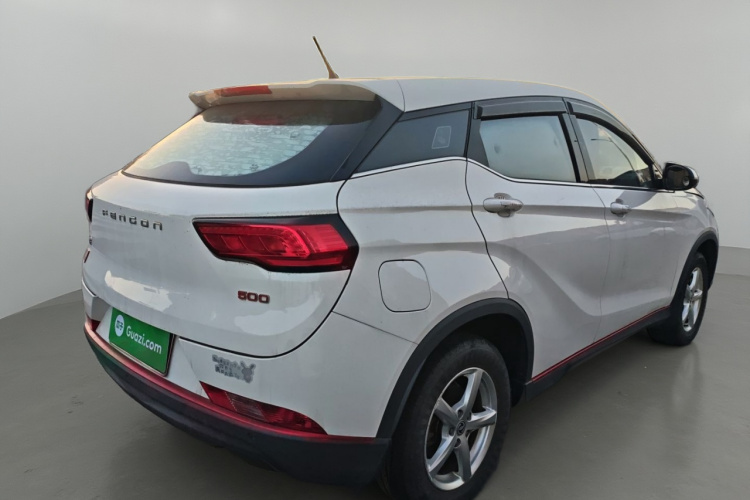 东风风光 风光500 2022款 1.5L 手动悦享型车身外观7