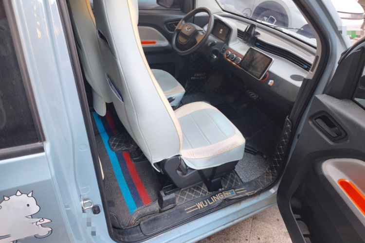 五菱汽车 宏光MINIEV 2020款 自在款 磷酸铁锂局部细节9005