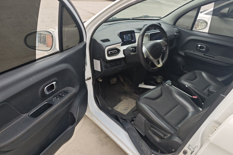 海马爱尚EV 2021款 小雁 豪华版中控内饰7003