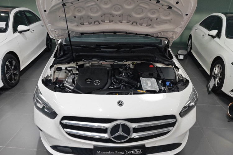 奔驰B级 2022款 改款二 B 200 时尚型机舱底盘24