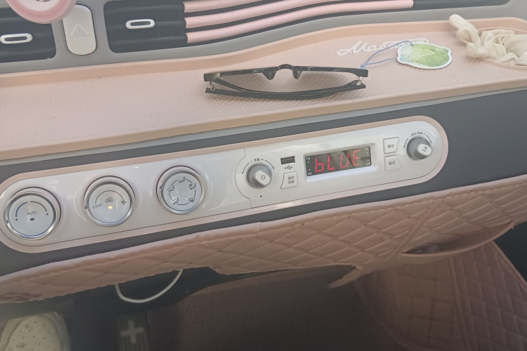 五菱汽车 宏光MINIEV 2021款 马卡龙臻享款 磷酸铁锂局部细节16