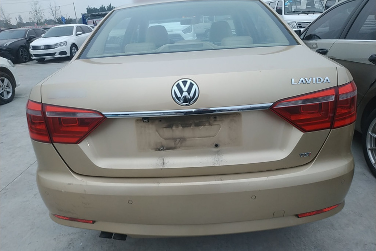 大众 朗逸 2013款 1.4TSI 手动舒适版车身外观6