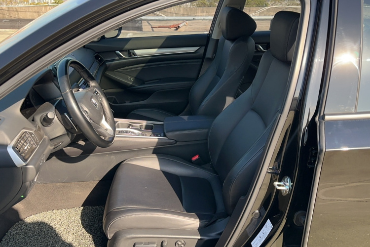 本田 雅阁 2022款 锐·混动 2.0L 锐领版局部细节19