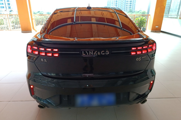 领克05 2020款 2.0TD 四驱劲Halo车身外观6